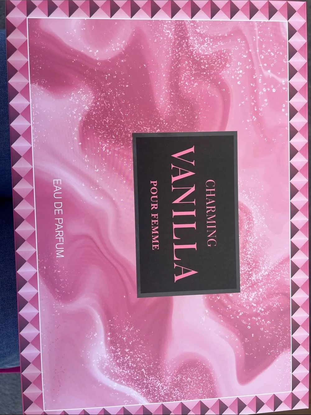 Pour Femme - Pink Lipstick Shade